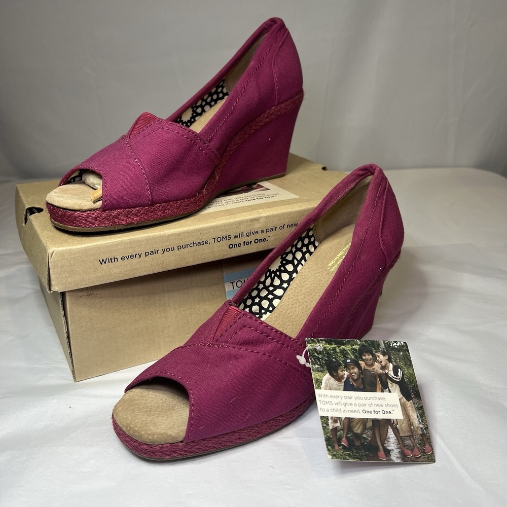NWT Toms Womens Pump Size 10 Cranberry Wedge Heel Espadrille Dress Shoe Cork Red